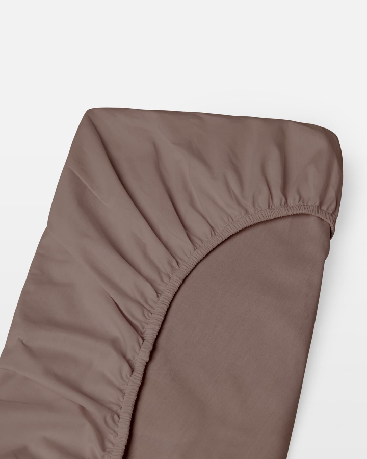Fitted Sheet Nejd - Deep Taupe in the group Bedding / Fitted Sheets at A L V A (1256)