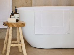 Bath Mat Essens - Cloud White Bath Mat Essens - Cloud White